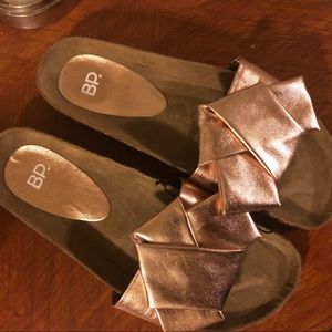 BP. Tapis Slide Sandal Size 10M
